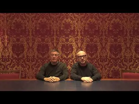 Нажмите и смотрите Нажмите и смотрите