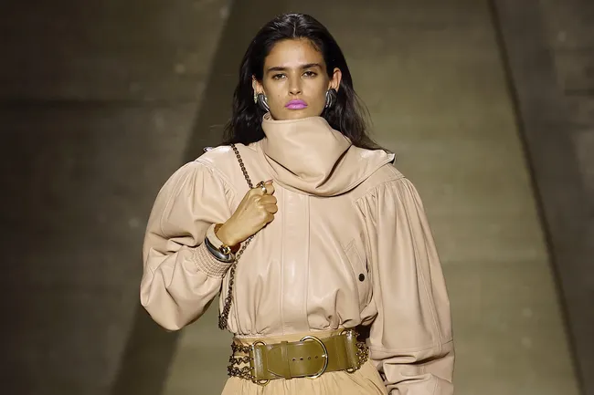 Прощайте, прозрачные платья: в 2026 году в тренде эффект второй кожи