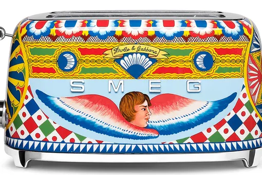 Хохлома по‑сицилийски: коллекция кухонной техники Dolce & Gabbana + Smeg Хохлома по‑сицилийски: коллекция кухонной техники Dolce & Gabbana + Smeg