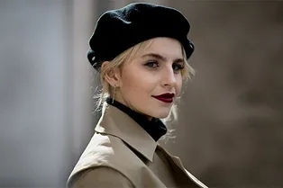 Как выглядит современная француженка: 11 стритстайл-образов, вдохновленных Парижем