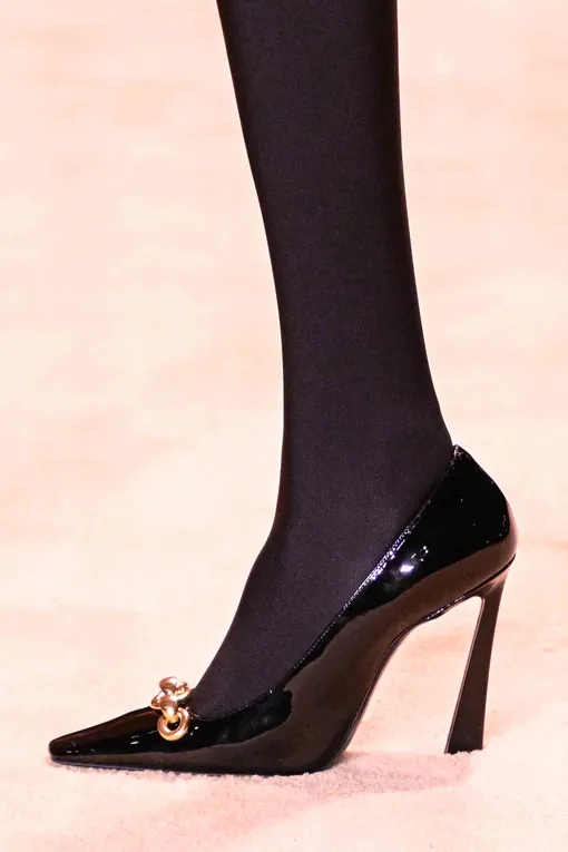 Saint Laurent осень-зима 2022/23 Saint Laurent осень-зима 2022/23