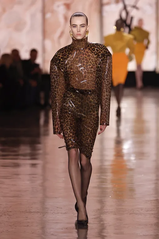 Saint Laurent осень-зима 2025 Saint Laurent осень-зима 2025