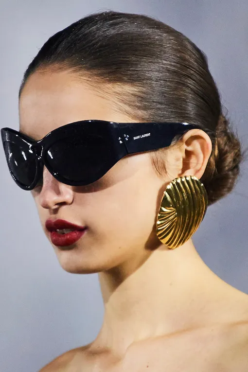 Saint Laurent весна-лето 2022