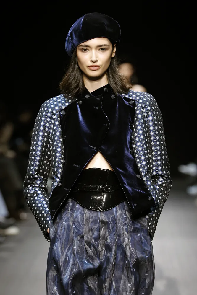 Emporio Armani осень-зима 2025/26 Emporio Armani осень-зима 2025/26