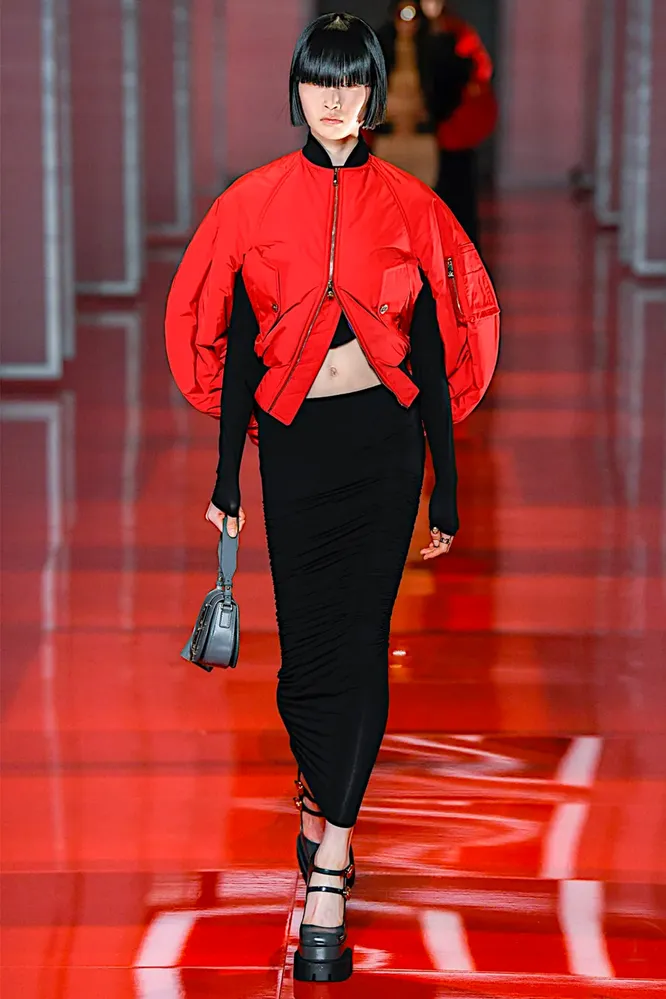 VERSACE осень-зима 2022/23 VERSACE осень-зима 2022/23