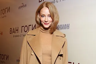 Светлана Ходченкова, Анна Михалкова, Ксения Раппопорт на премьере фильма «Ван Гоги»