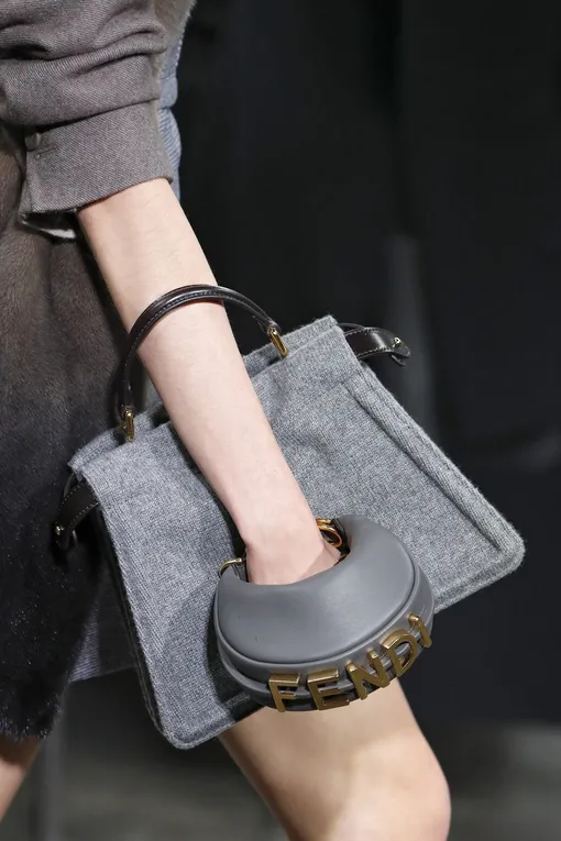Fendi осень-зима 2022/23 Fendi осень-зима 2022/23