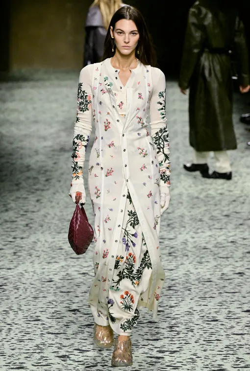 BOTTEGA VENETA осень-зима 2023/24 BOTTEGA VENETA осень-зима 2023/24