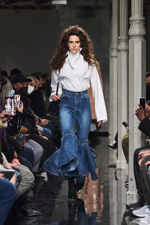 Alaïa осень-зима 2022/23 Alaïa осень-зима 2022/23