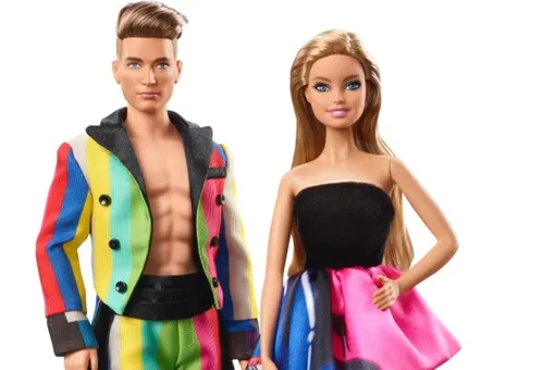 Moschino выпустил куклу Барби и Кена