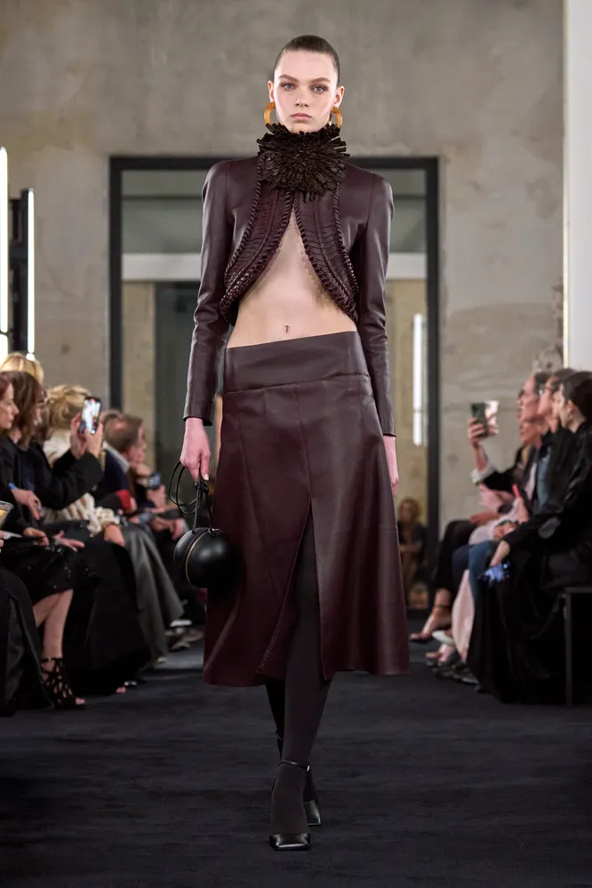 Alaia осень-зима 2025/26 Alaia осень-зима 2025/26