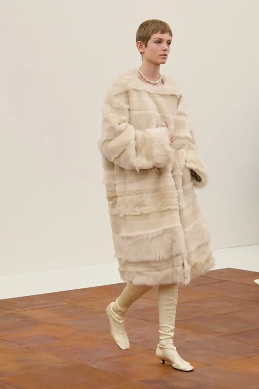 Totême осень-зима 2025/26