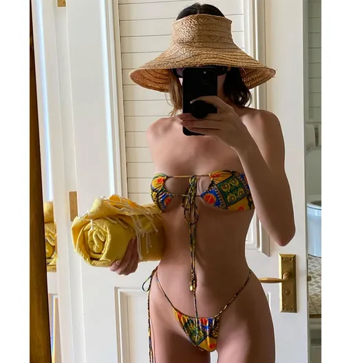 @kendalljenner @kendalljenner