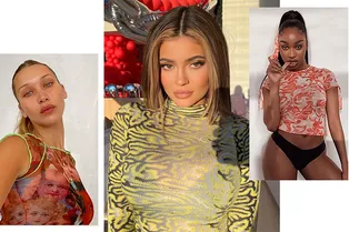 Носим топы из сетки с принтами из 90-х, как у Беллы Хадид и Ким Кардашьян