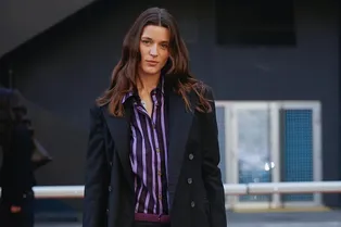 Сила классики: почему черный костюм всегда в тренде