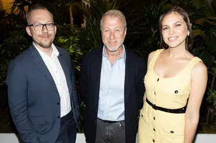 Даша Жукова и Роман Абрамович на открытии выставки в «Гараже»