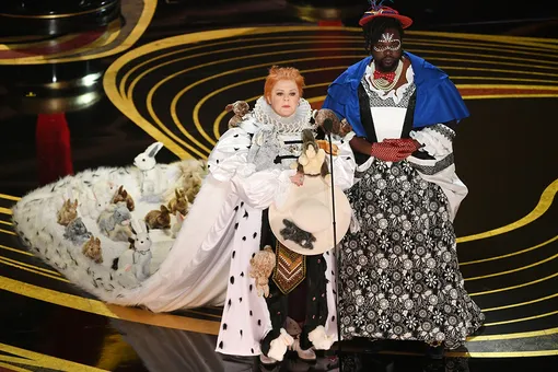 Мелисса МакКарти и Брайан Тайри Генри Мелисса МакКарти и Брайан Тайри Генри