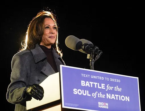 Фото: @kamalaharris