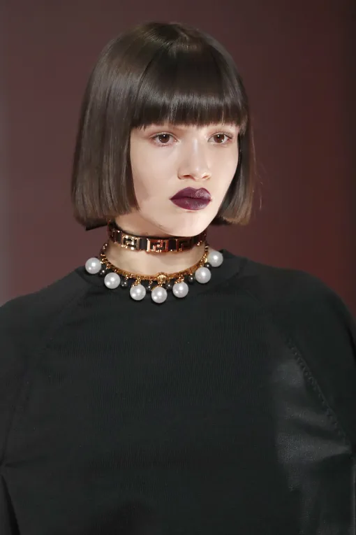 Versace осень-зима 22/23 Versace осень-зима 22/23