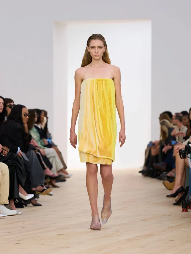 Loewe весна-лето 2026