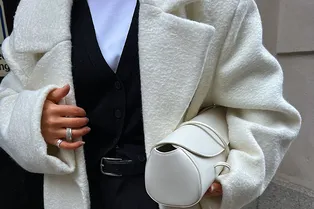 Новый год — новый гардероб: как составить универсальную капсулу на 2026 год