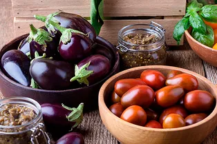 Почему часто есть помидоры и баклажаны опасно