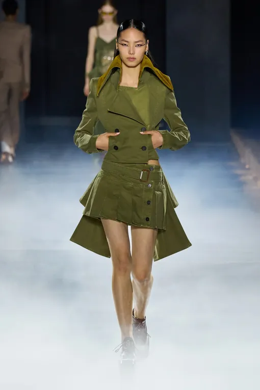 Alexander McQueen весна-лето 2025