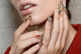 21 идея маникюра с подиума