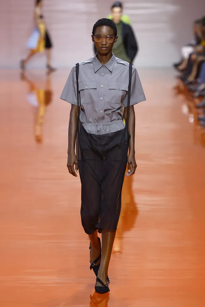 Prada весна-лето 2026