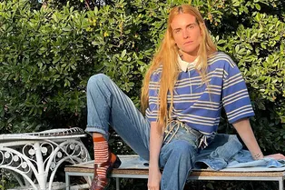 Носите модную рубашку-поло вместо базовых футболок