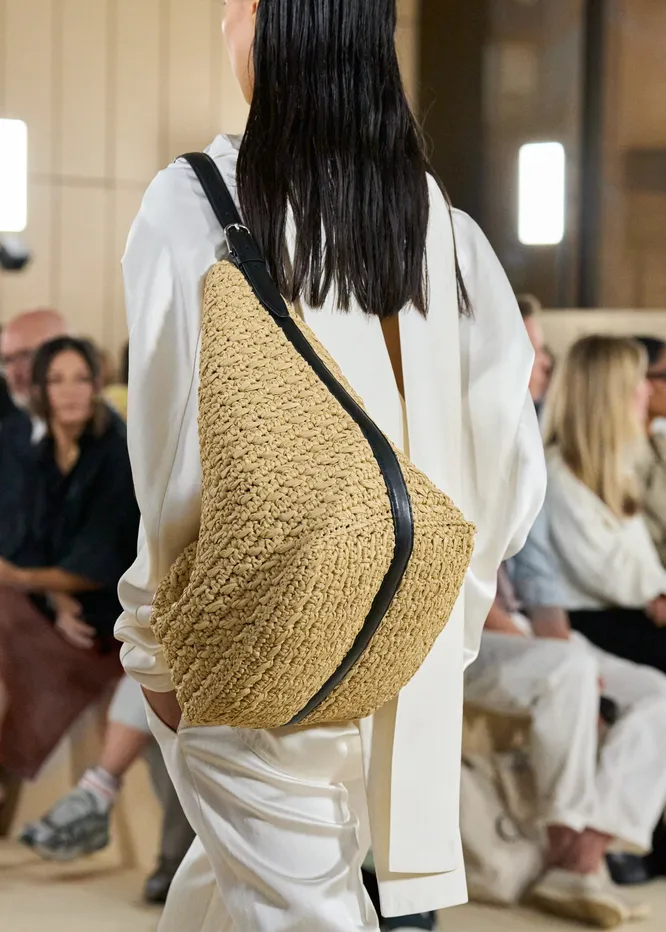 Toteme весна-лето 2026