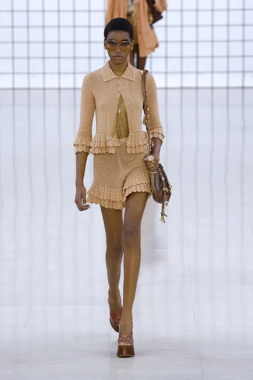 Chloé весна-лето 2025 Chloé весна-лето 2025
