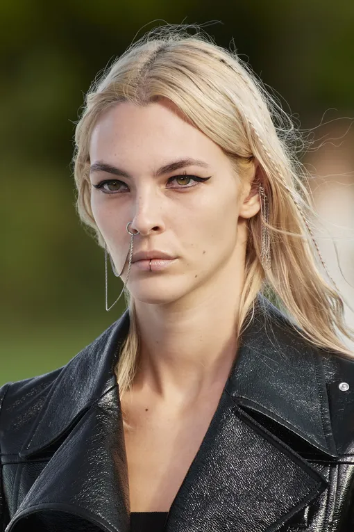 Courreges весна-лето 2022