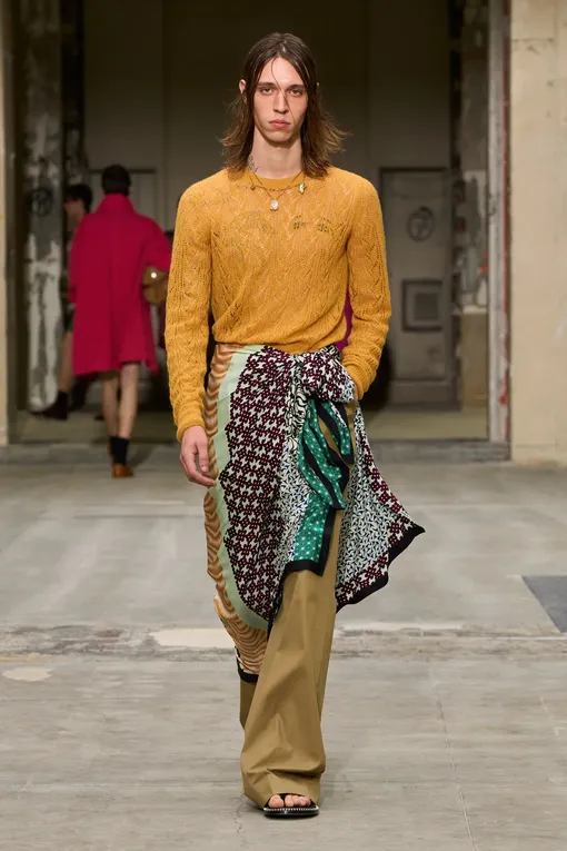 Dries Van Noten весна-лето 2026 Dries Van Noten весна-лето 2026