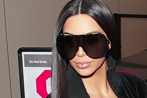 Новый любимый аксессуар Ким Кардашьян