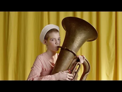Нажмите и смотрите