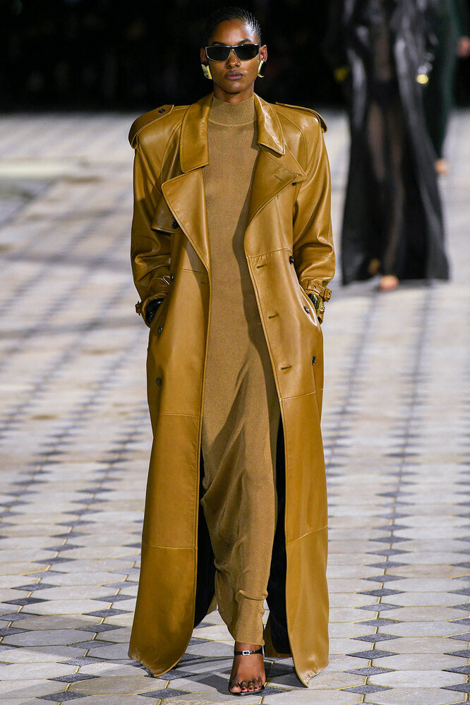 Saint Laurent весна-лето 2023 Saint Laurent весна-лето 2023