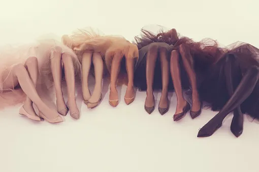 Christian Louboutin представил балетки для всех цветов кожи