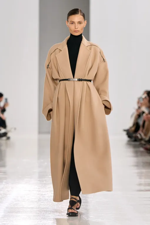 Max Mara весна-лето 2025 Max Mara весна-лето 2025