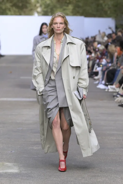 Stella McCartney весна-лето 2025 Stella McCartney весна-лето 2025