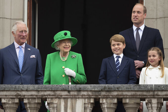 Королева Елизавета II отмечает 70-летнюю годовщину правления