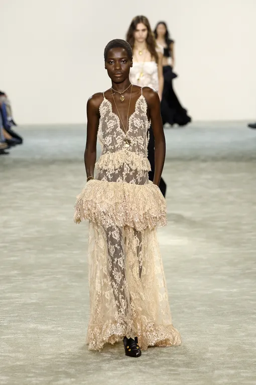 Chloé осень-зима 2025/26 Chloé осень-зима 2025/26