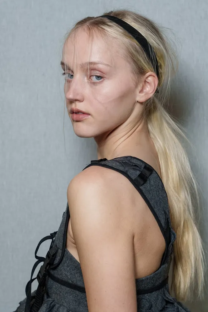 Cecilie Bahnsen осень-зима 2025/26 Cecilie Bahnsen осень-зима 2025/26