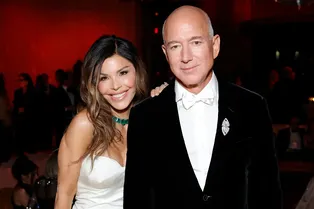 Свадьба года: что известно о торжестве Лорен Санчес и Джеффа Безоса