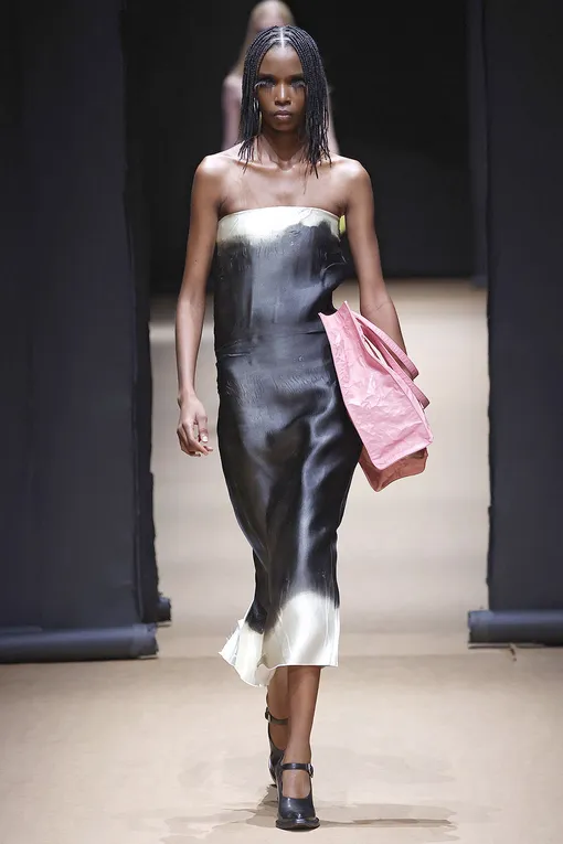 Prada весна-лето 2023 Prada весна-лето 2023