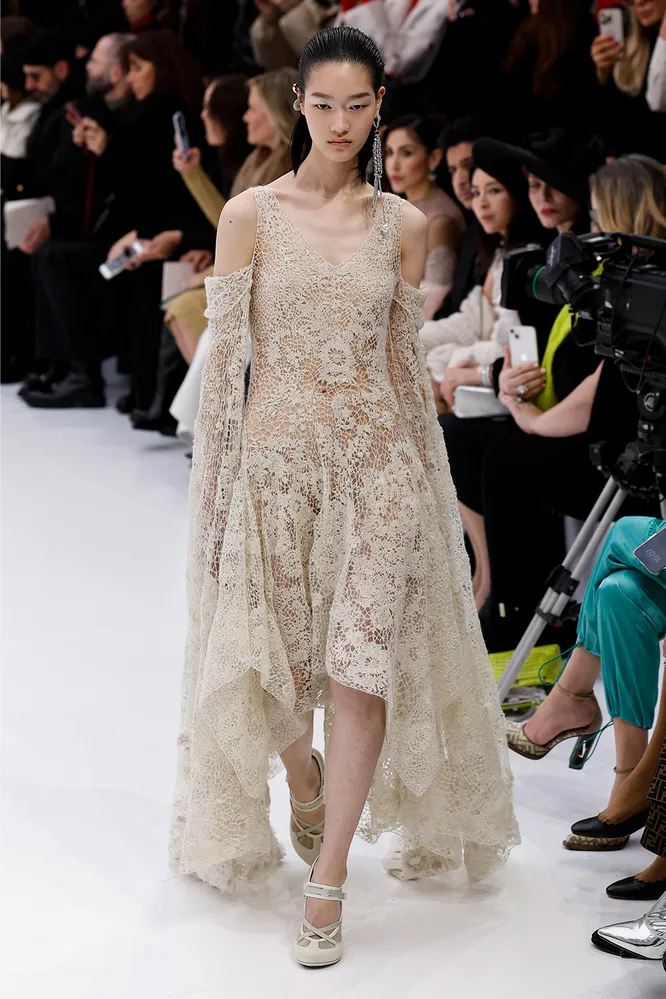 FENDI Haute Couture весна-лето 2023 FENDI Haute Couture весна-лето 2023