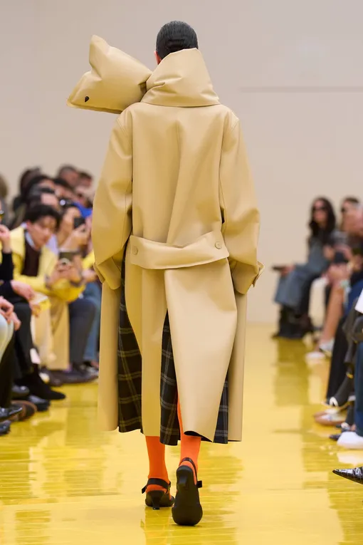 Loewe осень-зима 2026/27 Loewe осень-зима 2026/27