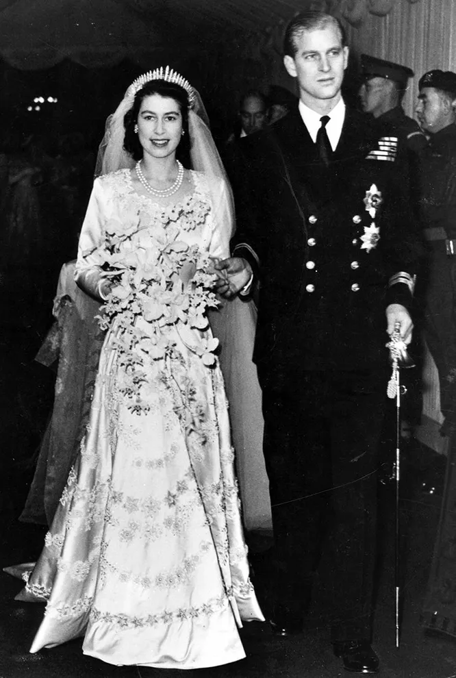 С принцем Филиппом во время свадьбы, 20 ноября 1947 год