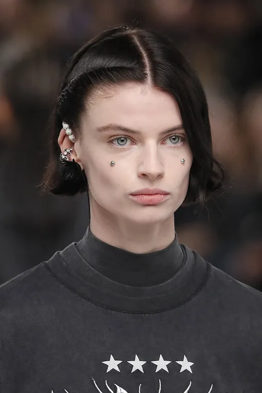 Givenchy осень-зима 22/23 Givenchy осень-зима 22/23