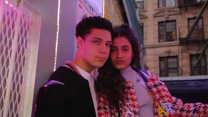 Нажмите и смотрите Нажмите и смотрите